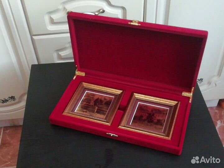 Подарочный набор миниатюр на металле