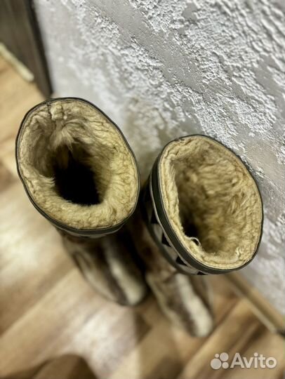 Унты женские светлые