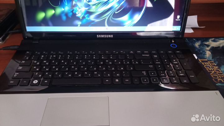 Ноутбук Samsung np300e7a