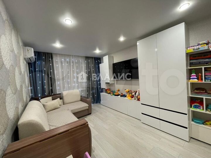 2-к. квартира, 58 м², 2/16 эт.