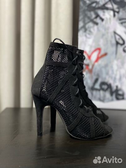 Туфли для хай хилс много стрипы high heels