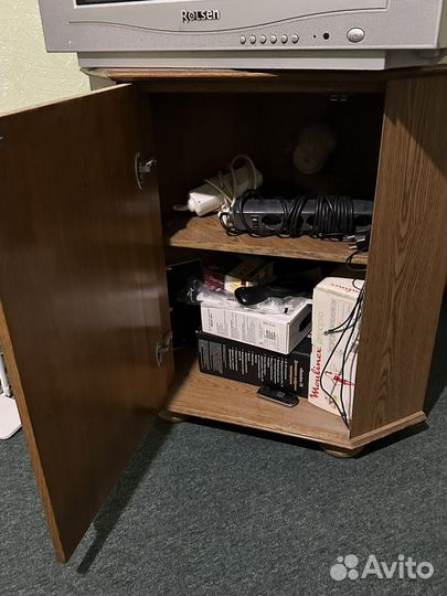 Тумба под телевизор