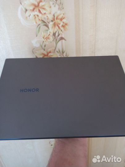 Ноутбук Honor magicbook 14