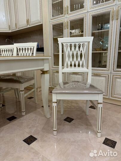 Столы и Стулья