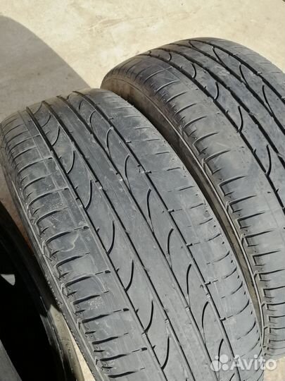 Bridgestone Dueler H/P Sport 215/60 R17 96H