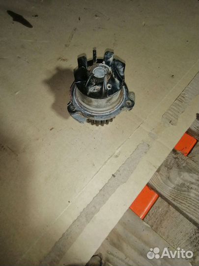 Водяной насос Веста 129мотор