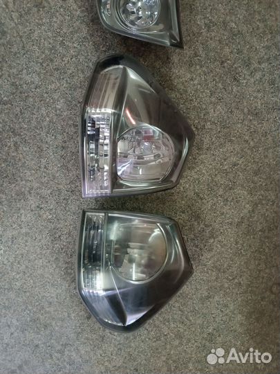 Задние фонари Lexus RX 350