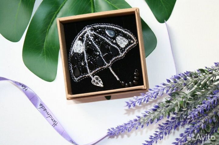 Авторская брошь Зонтик