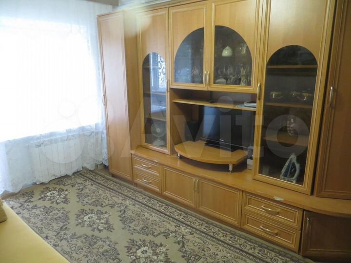 2-к. квартира, 42 м², 4/4 эт.