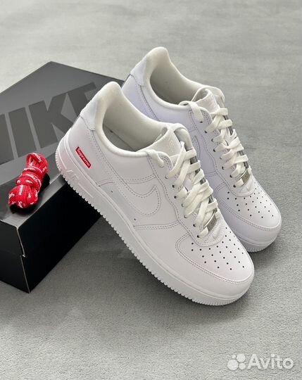 Nike air force 1 supreme