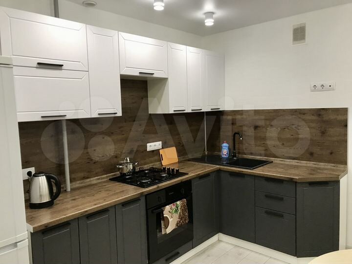 1-к. квартира, 33 м², 23/32 эт.