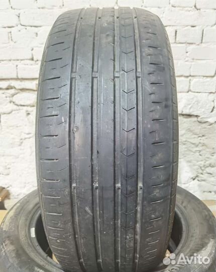 Continental ContiPremiumContact 5 215/55 R17 94W