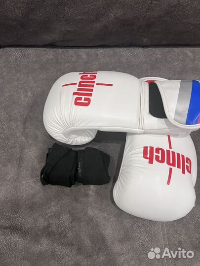 Боксерские перчатки 12 oz