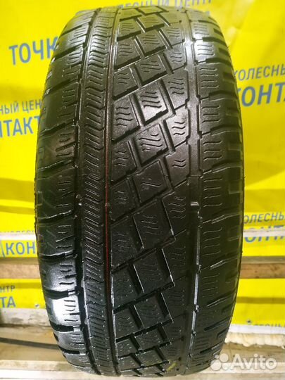Pirelli Winter 210 Asimmetrico 205/50 R16
