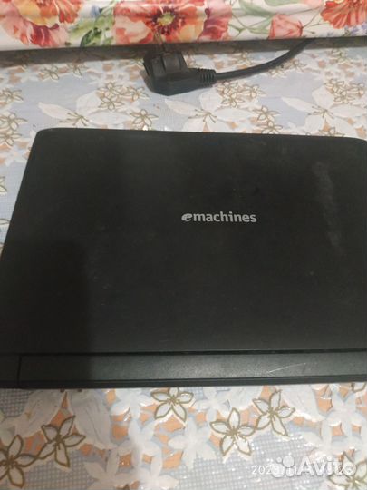 Два ноутбука продам на запчасти