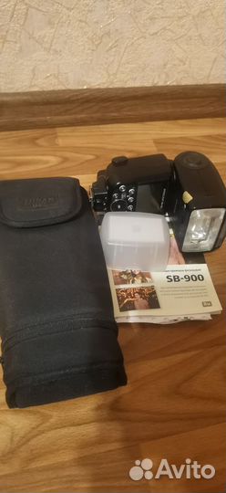Продам Nikon d700 с объективами