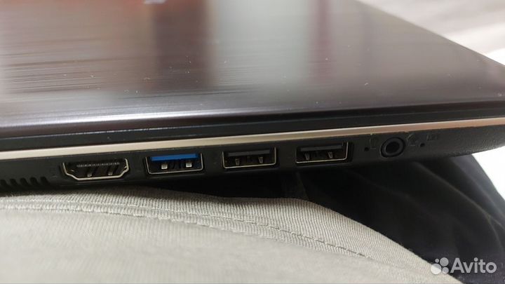 Продам ноутбук Б/У