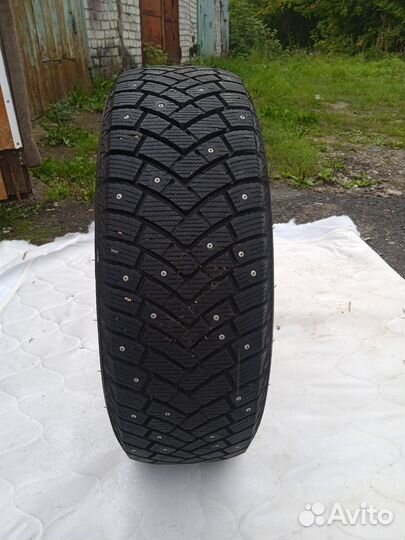 LingLong Green-Max Winter Grip 215/65 R16