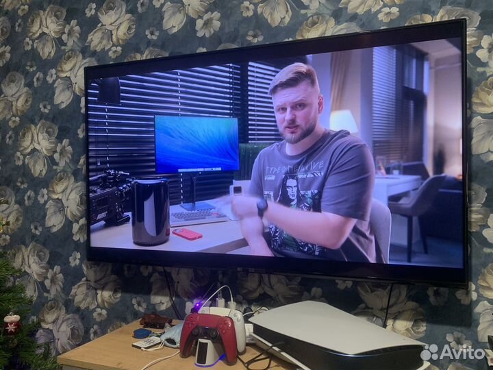 Телевизор SMART tv 55 дюймов