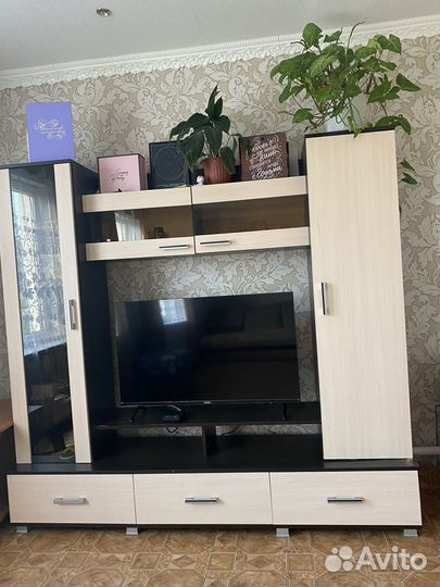 Стенка в гостиную бу