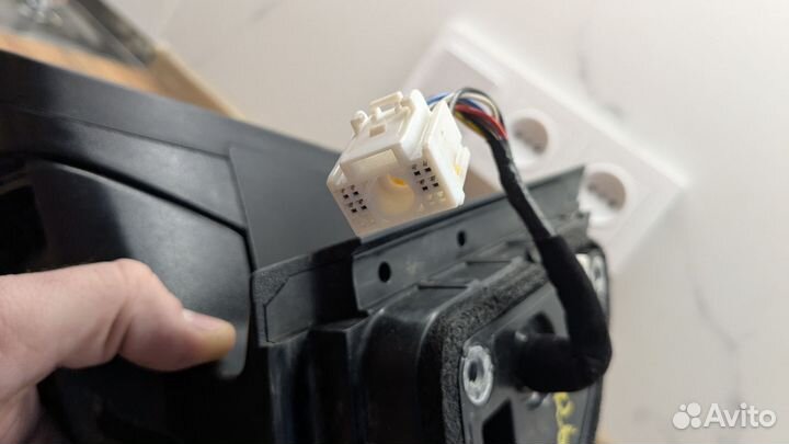 Зеркало заднего вида левое Hyundai Tucson 4