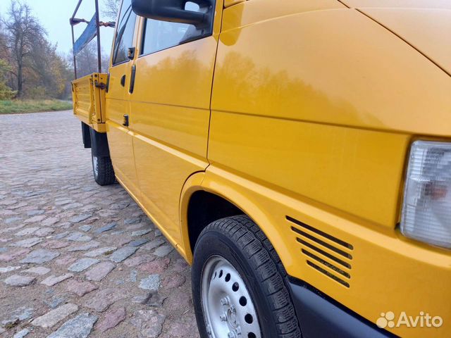 Volkswagen Transporter 2.5 МТ, 2003, 300 000 км