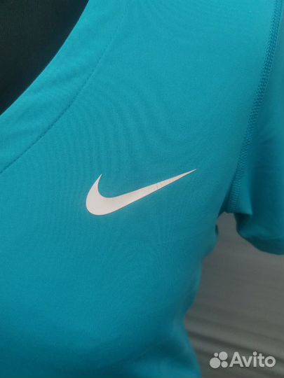 Футболка женская nike