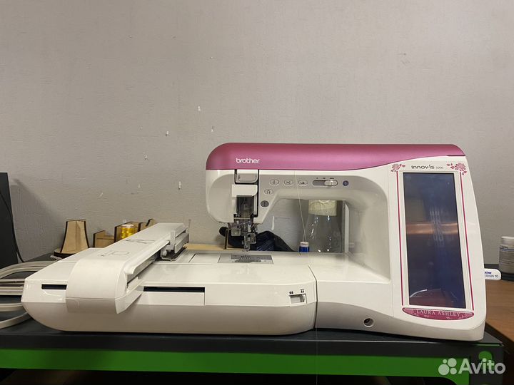 Вышивальная машина brother NV 5000 Laura Ashley