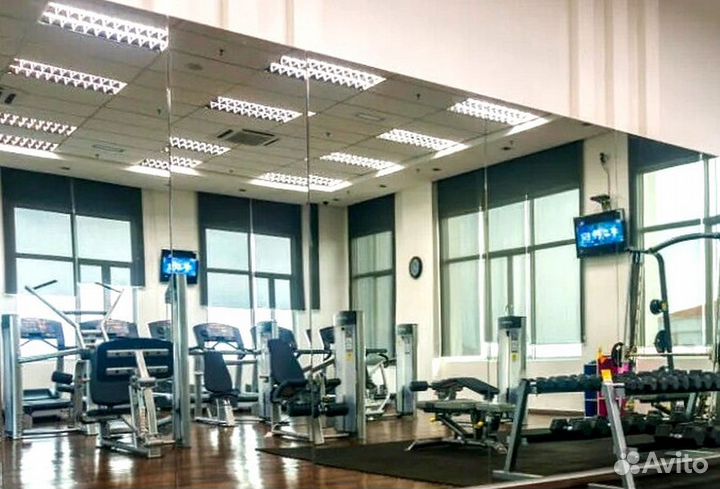 В спортзал зеркало