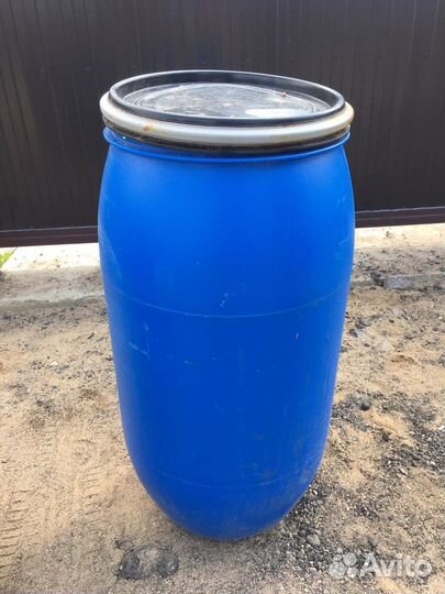 Бочки 170л пластиковые