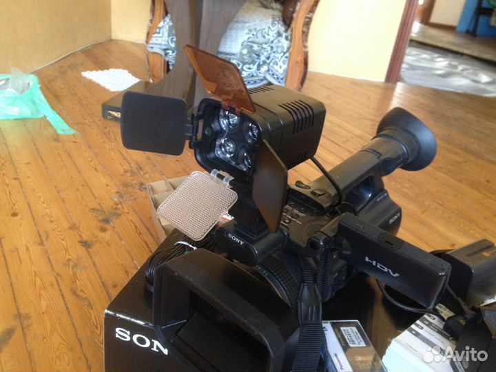 Sony HDR-FX1000E