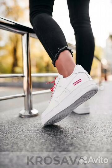 Nike Air Force 1 '07 Low x Supreme