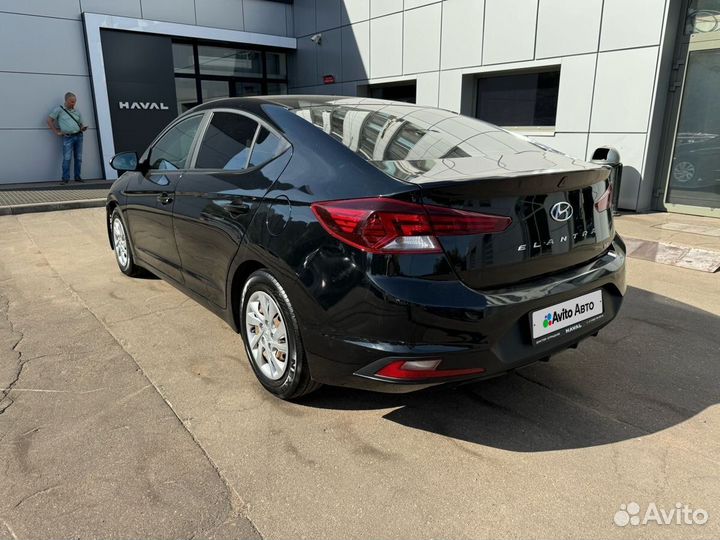 Hyundai Elantra 2.0 AT, 2018, 80 000 км