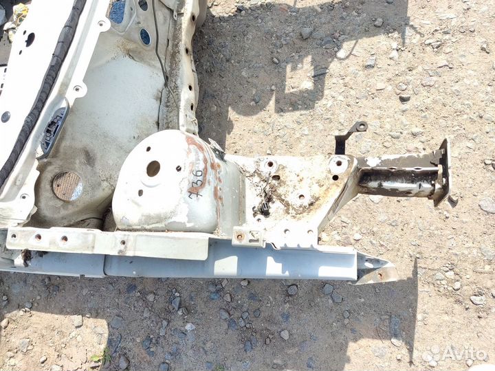 Лонжерон передний правый Ford Fiesta 2001-2008