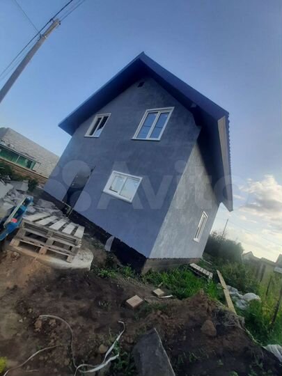 Дом 100 м² на участке 4 сот.