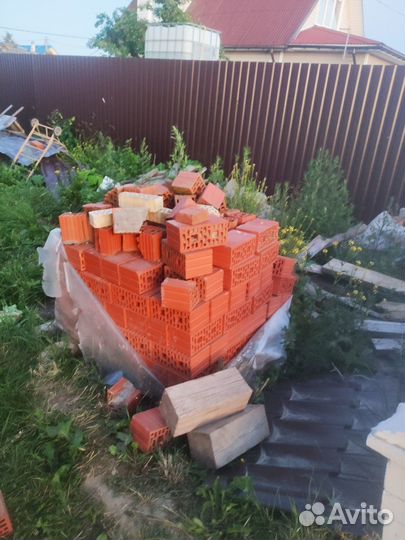 Продам поризованный кирпич 2нф,производства лср