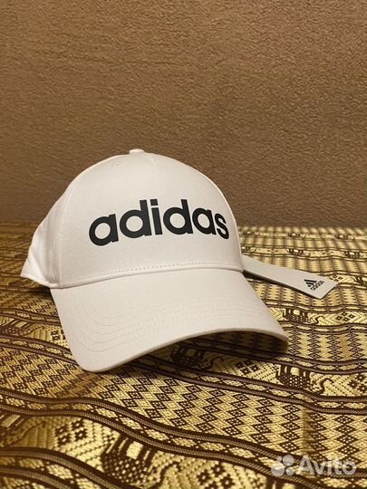 Кепки Adidas новые оригинал