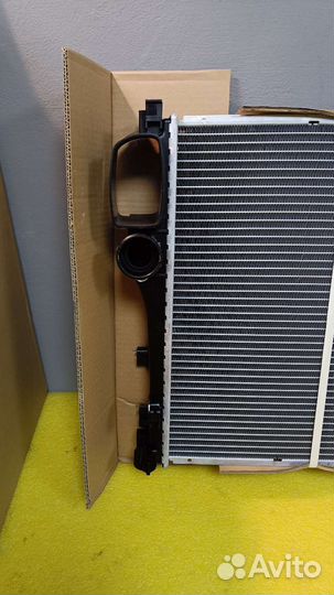 Радиатор охлаждения Mercedes W221 W216 S-Class