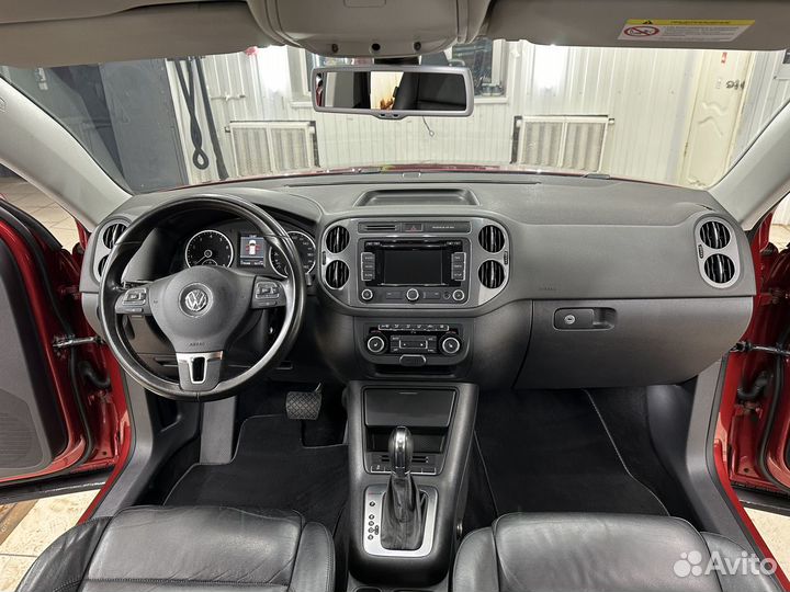 Volkswagen Tiguan 2.0 AT, 2012, 119 248 км