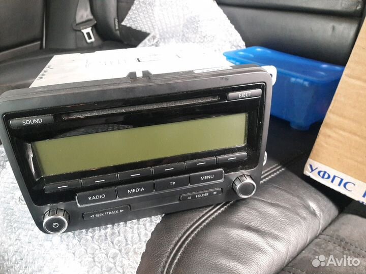Штатная автомагнитола от фольксвагена пассат б6
