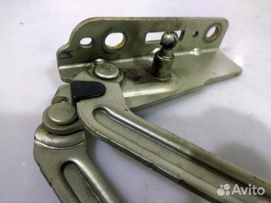 Петля крышки багажника peugeot 407 (64X06HU02)