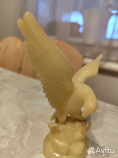 Статуэтка фосфорный орел