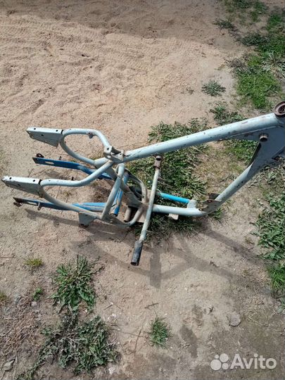 Рама от мотоцикла восход 3м