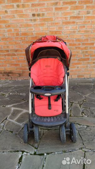 Прогулочная коляска