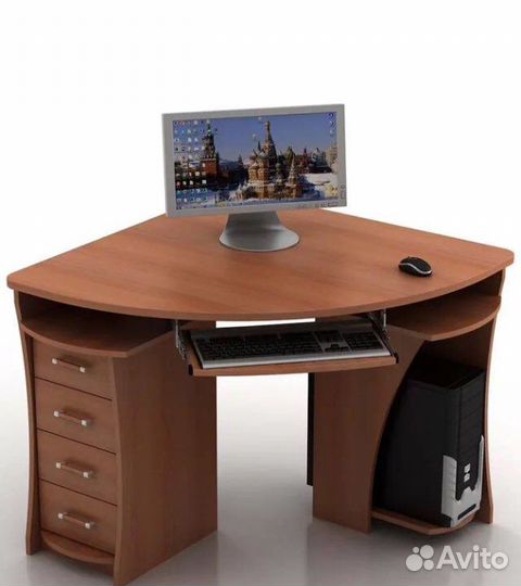 Компьютерный стол