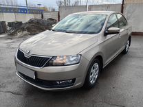 Skoda Rapid 1.6 MT, 2018, битый, 130 000 км, с пробегом, цена 1 200 000 руб.