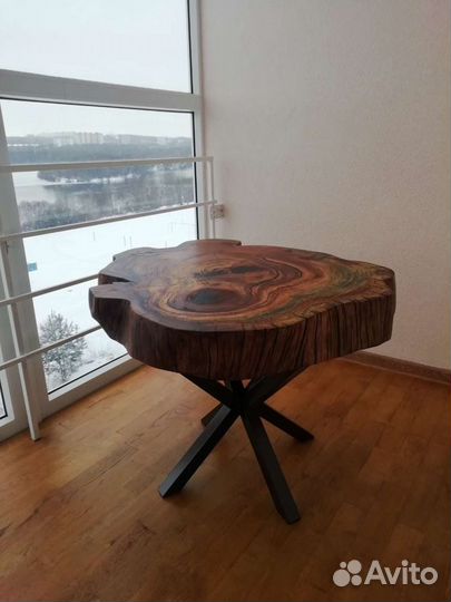 Журнальный столик в стиле лофт