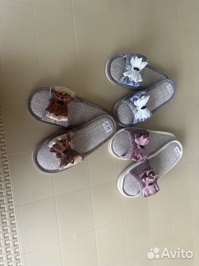 Женские домашние тапочки