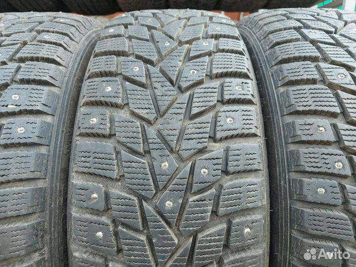 Dunlop SP Winter Ice 02 215/50 R17 95T