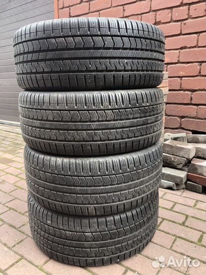 Vredestein QuaTrac 5 235/40 R19